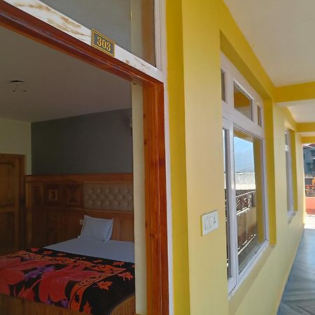 Leela Home - Full Mountain View - No Car Parking Manāli Exterior foto