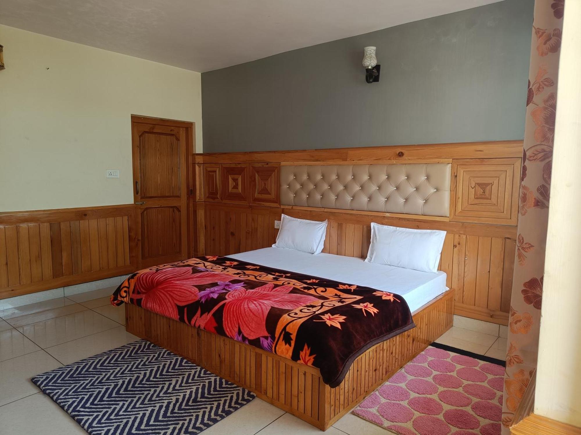 Leela Home - Full Mountain View - No Car Parking Manāli Exterior foto