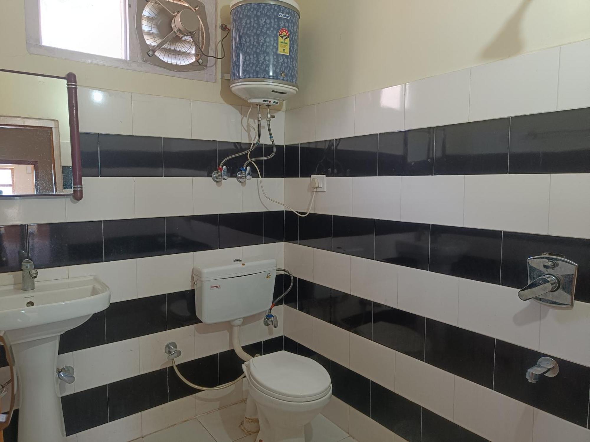 Leela Home - Full Mountain View - No Car Parking Manāli Exterior foto