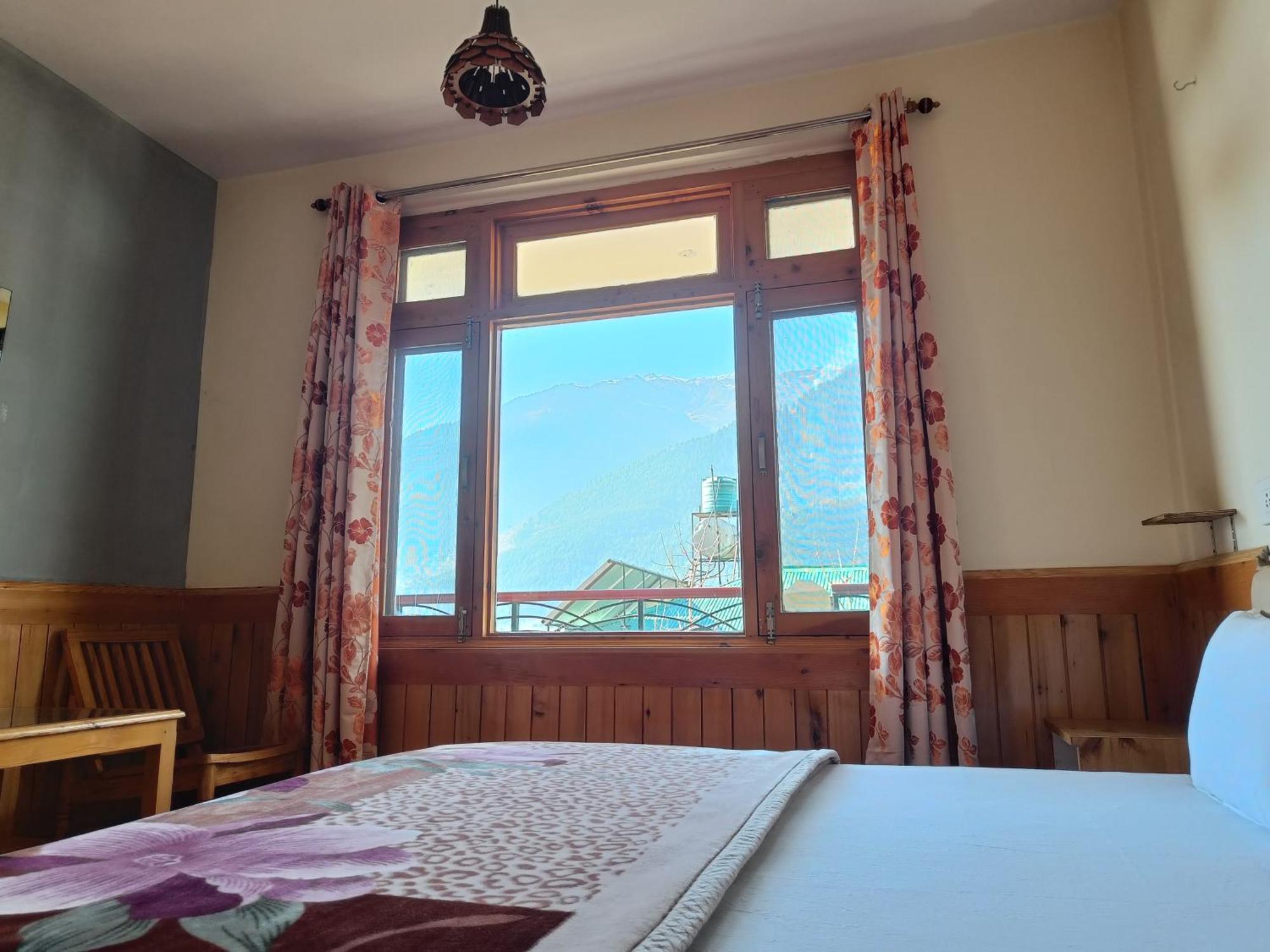 Leela Home - Full Mountain View - No Car Parking Manāli Exterior foto
