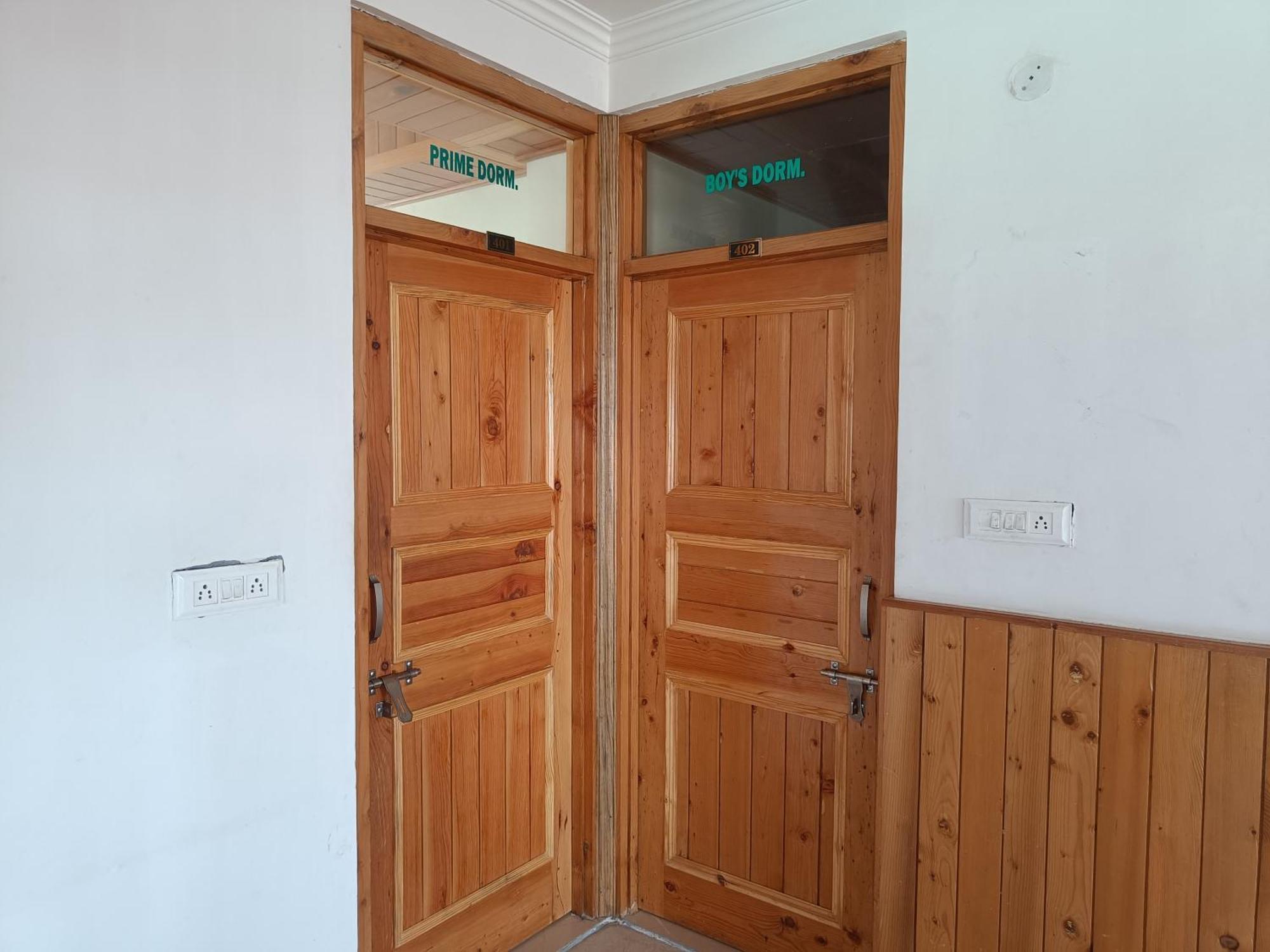 Leela Home - Full Mountain View - No Car Parking Manāli Exterior foto