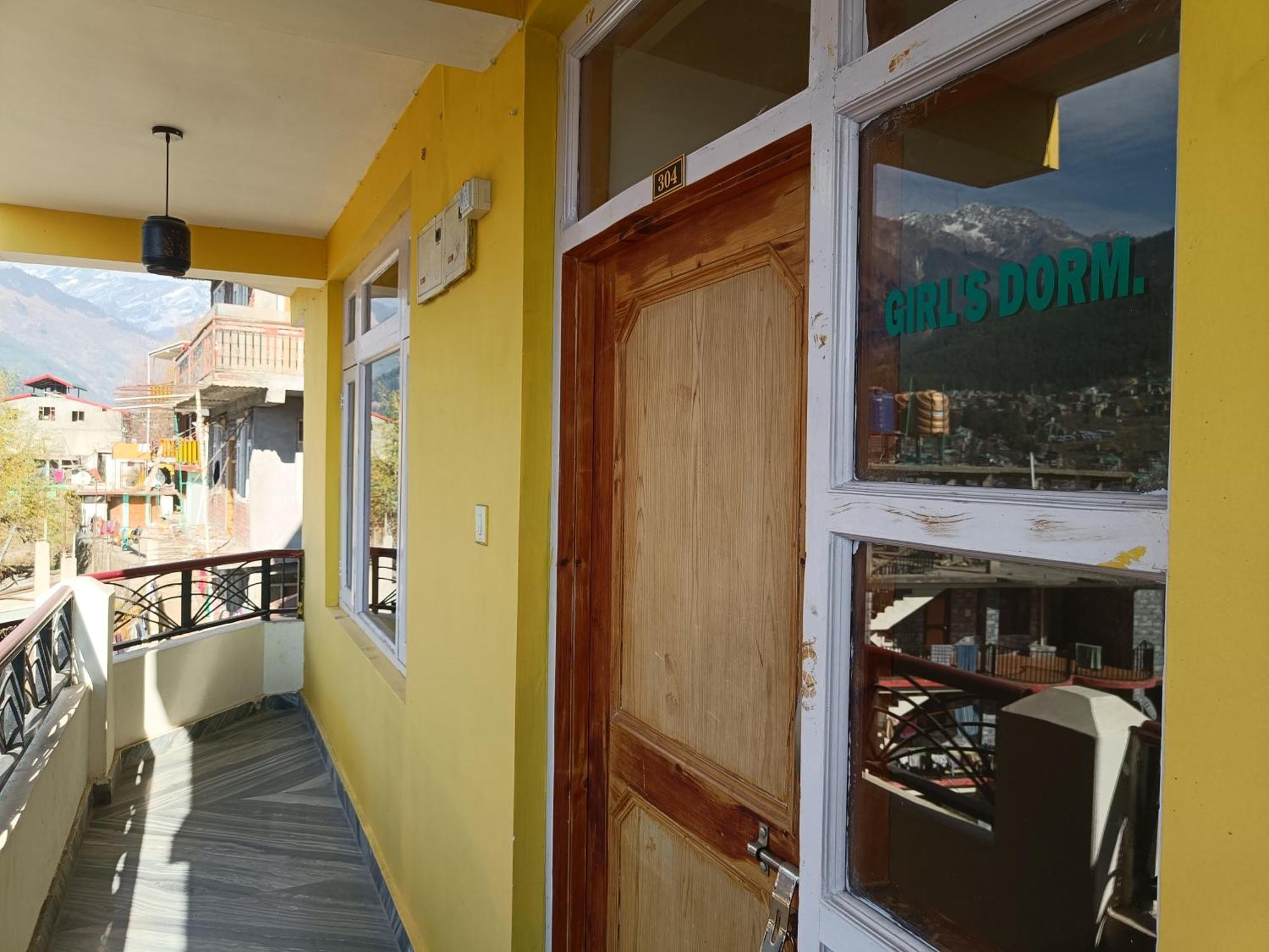 Leela Home - Full Mountain View - No Car Parking Manāli Exterior foto